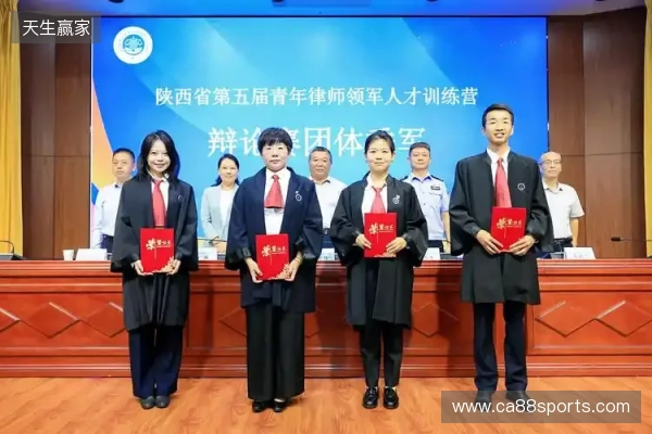 林德斯：青训营的孩子能立即带来影响，这是健康俱乐部的标志