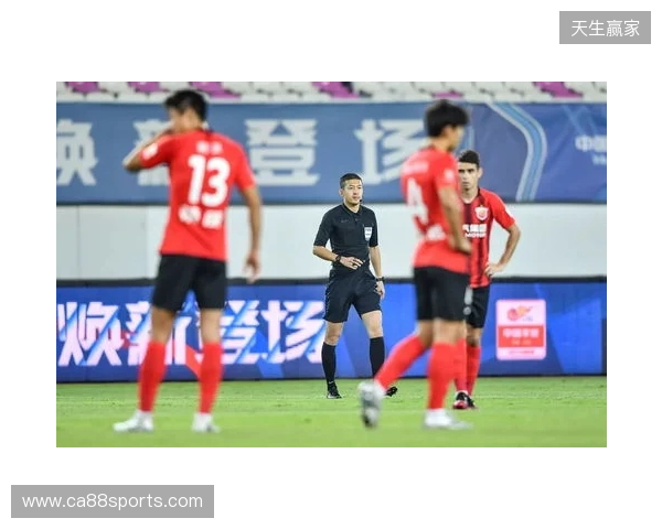 记者谈海港:这赛季确实定位保级了,看不出为啥换茹萨、梅伦多 记者谈海港:这赛季确实定位保级了,看不出为啥换茹萨、梅伦多