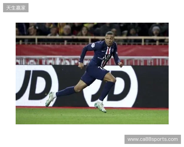 跟队:姆巴佩继续进行单独有球训练,希望能随队前往曼城 跟队:姆巴佩继续进行单独有球训练,希望能随队前往曼城