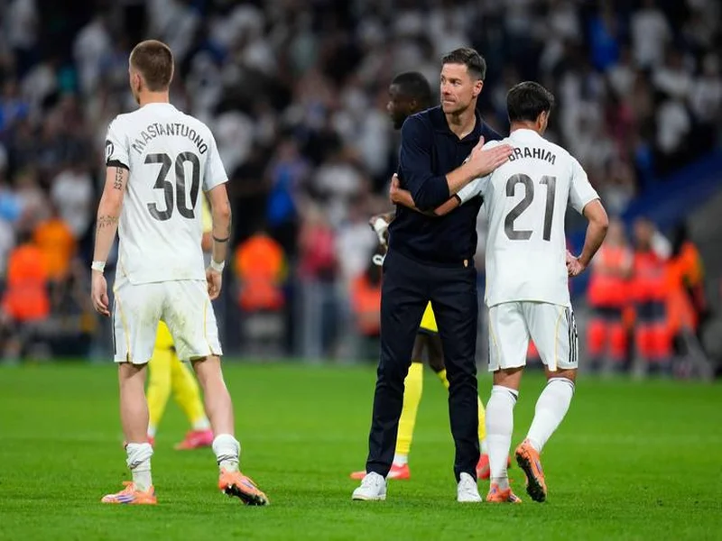 马卡：高层不满阿隆索西超杯半决赛战术；阿韦洛亚应变见效